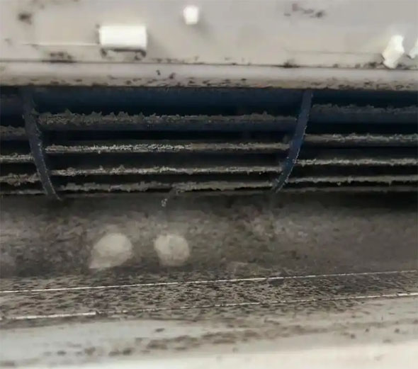 聂拉木空调吹的风有股烧焦味是怎么回事